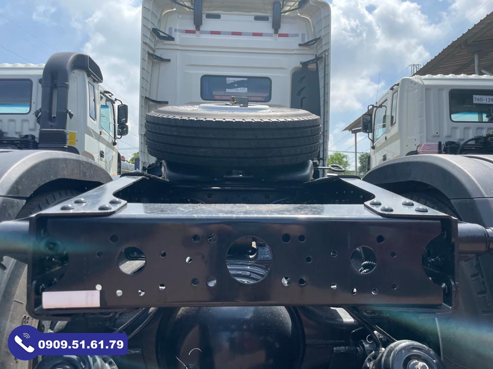 sat_xi_xe_dau_keo_faw_460hp